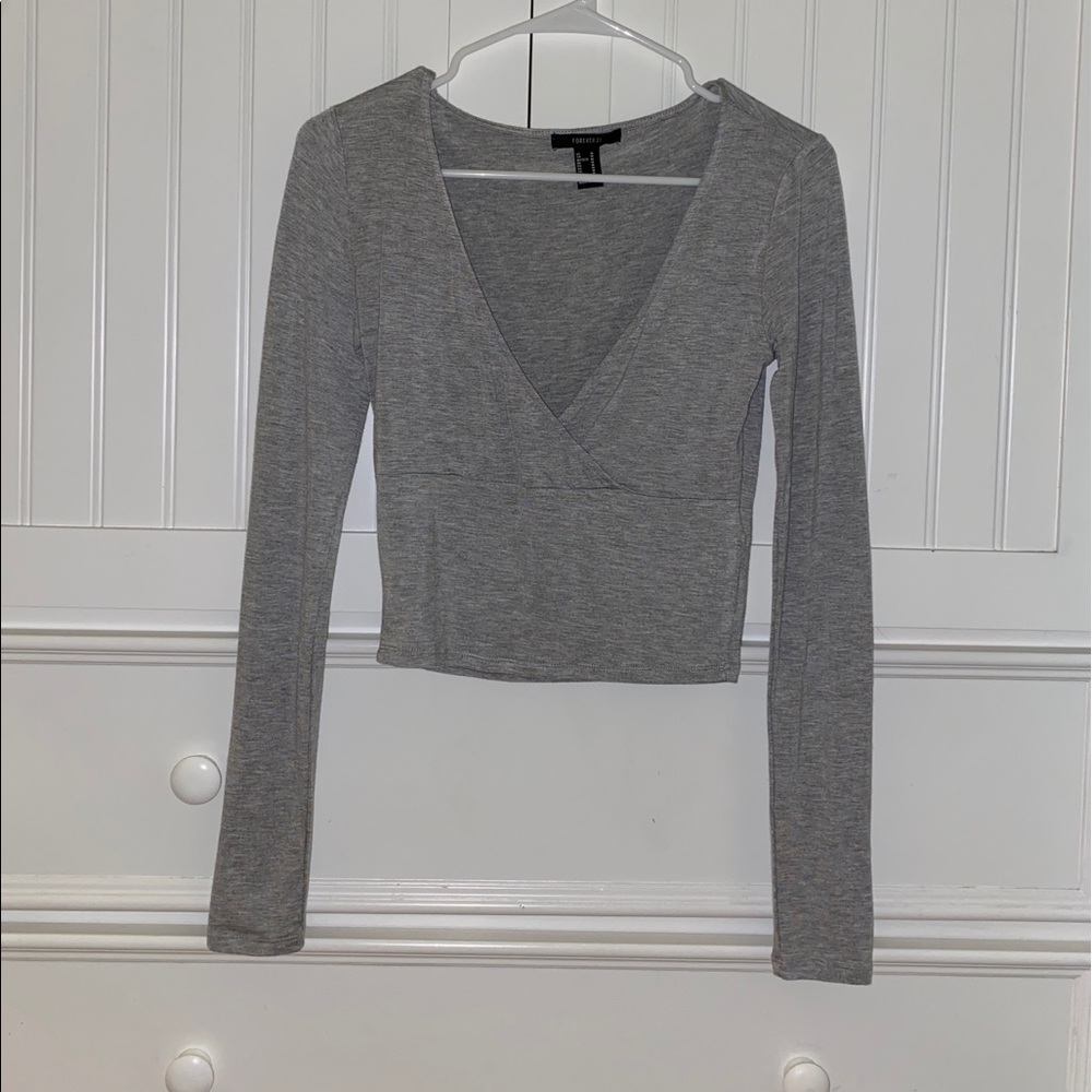 Forever 21 Gray Long Sleeved Top, Size M